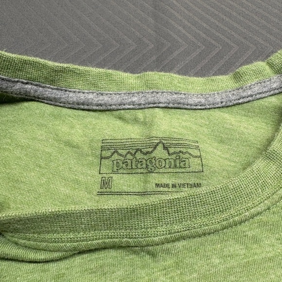Patagonia Men’s Light Green Short Sleeve Tee Size M - Picture 2 of 7
